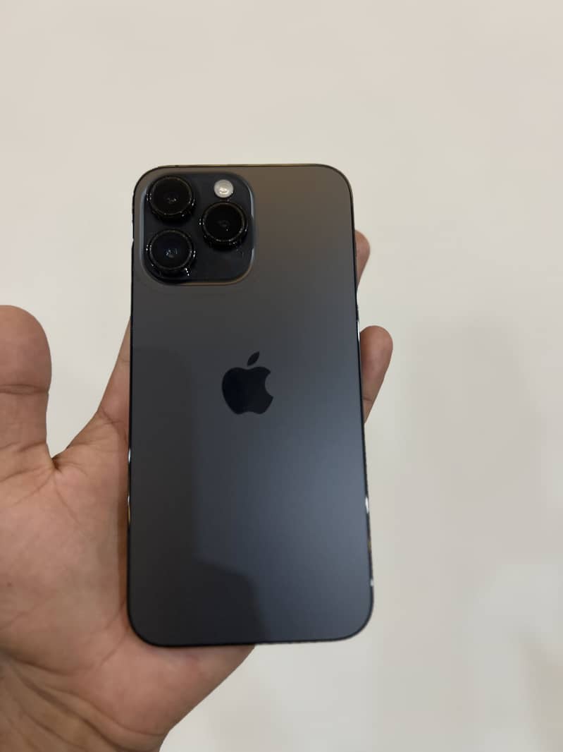 Apple iPhone 14 Pro Max 0