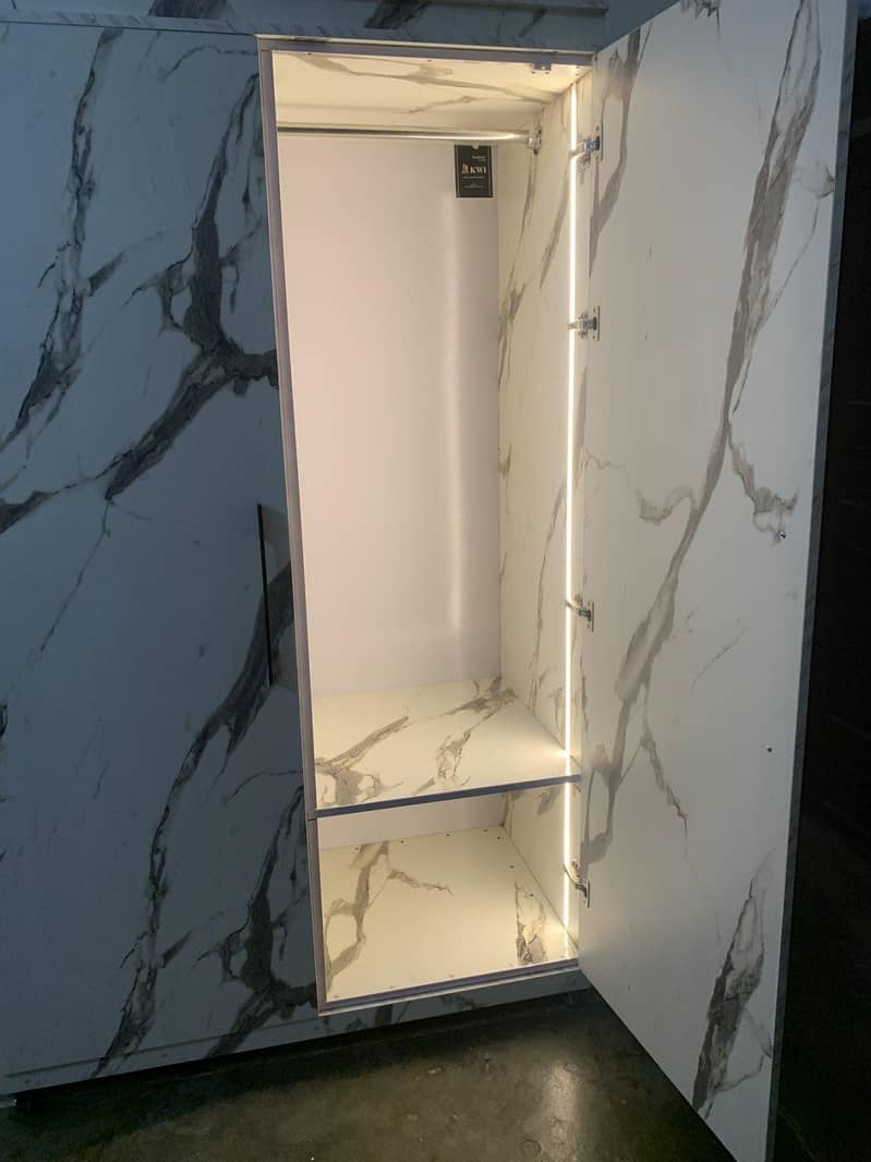 2 door wardrobe 1