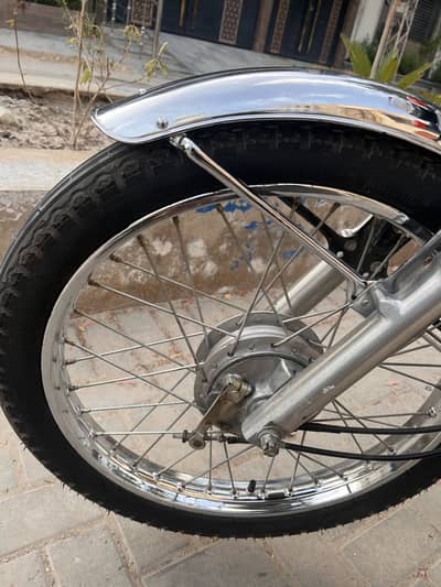 Hondq CG 125
