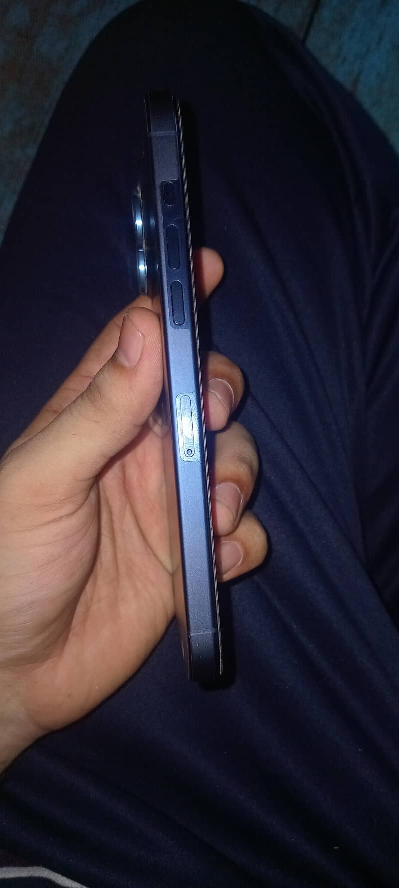 Apple iPhone 15 Pro Max 2