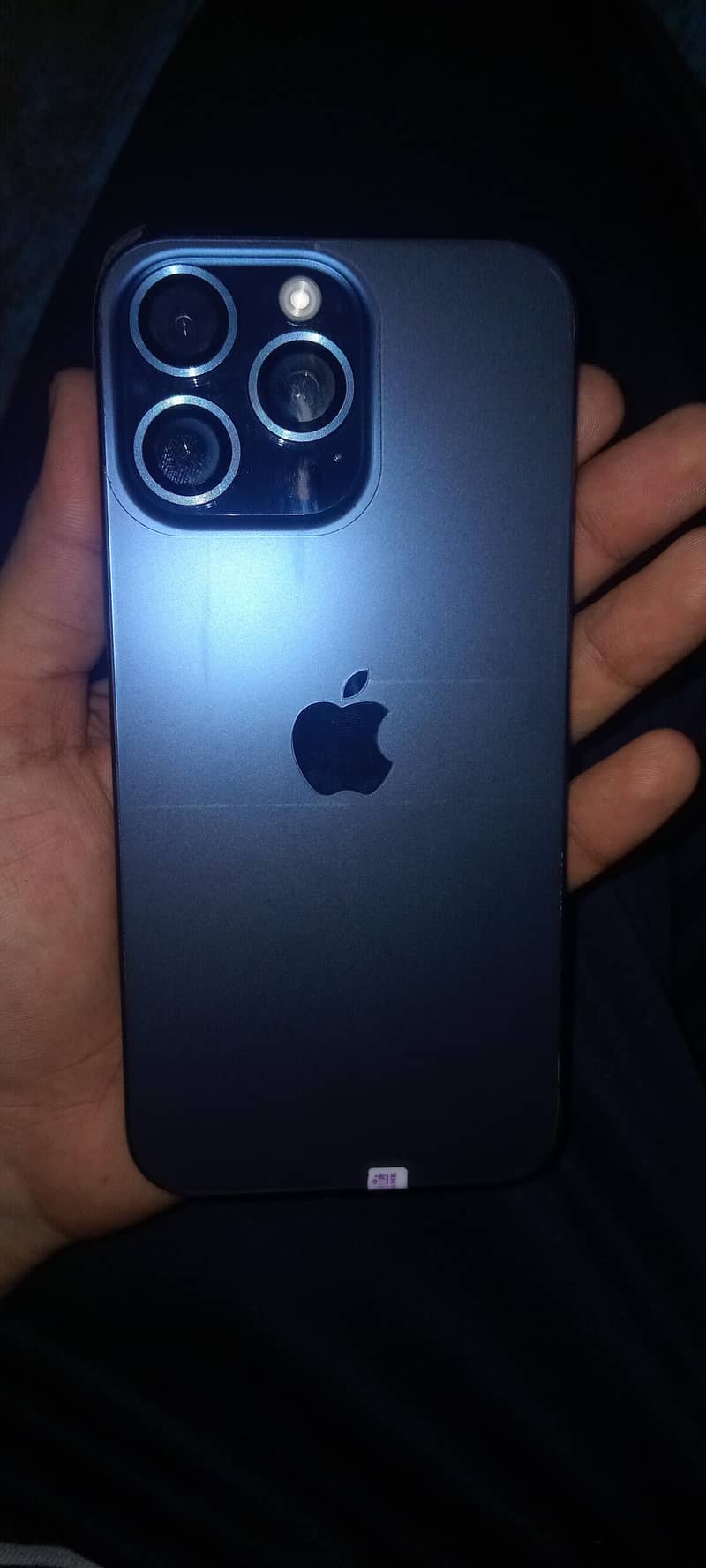 Apple iPhone 15 Pro Max 3