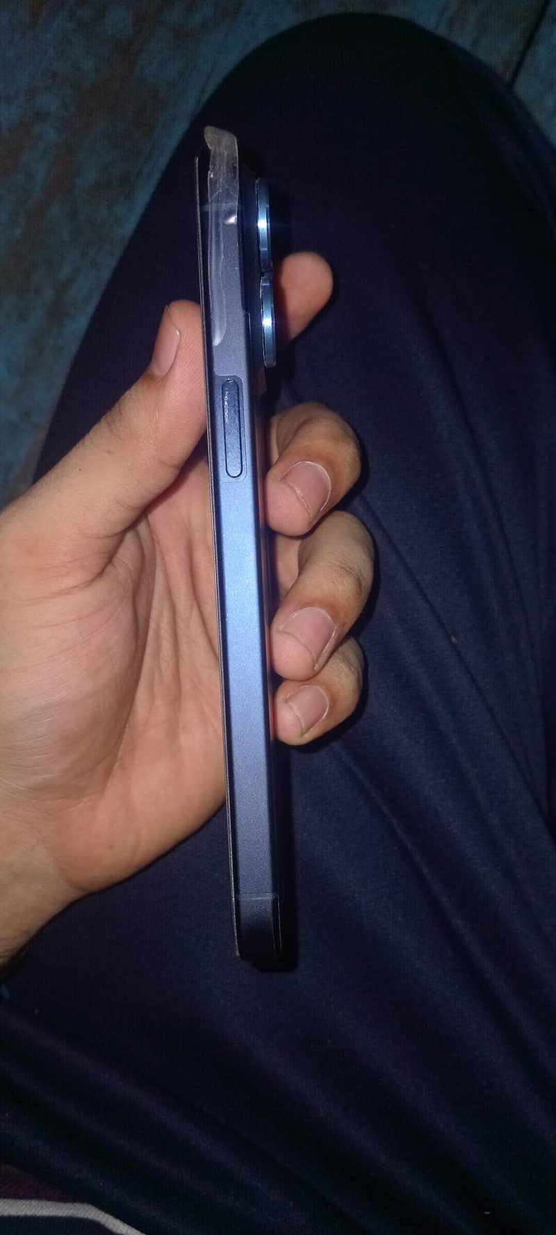 Apple iPhone 15 Pro Max 4