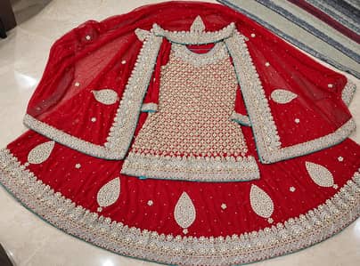 Bridal Baraat Lehenga – Red & Golden Heavy Embroidered