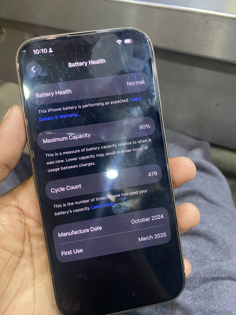 Apple iPhone 16 Pro 3