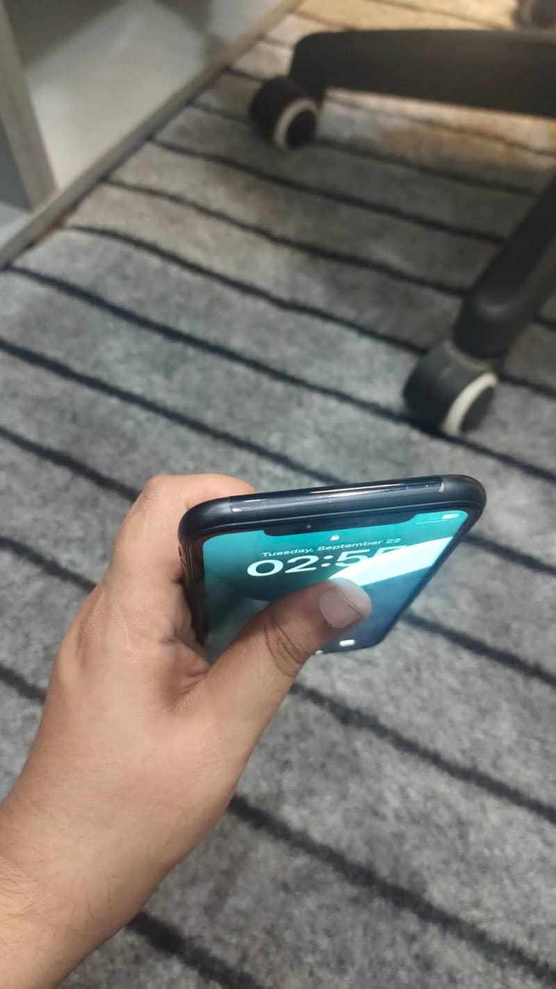 iPhone XR 2