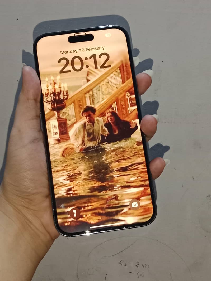 Apple iPhone 14 Pro max 1