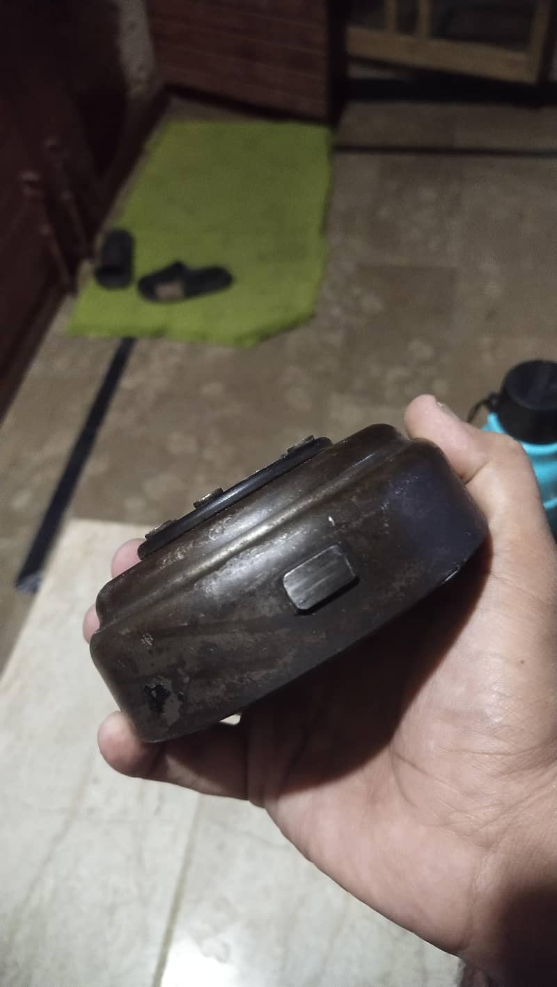 cd70 Magnet 1