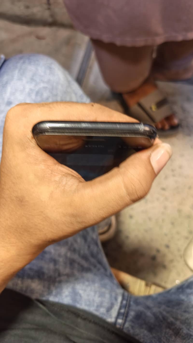 Apple iPhone 7 1