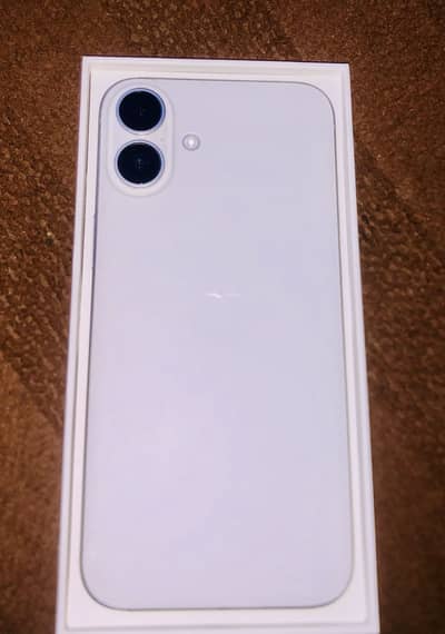 Apple iPhone 16 Plus