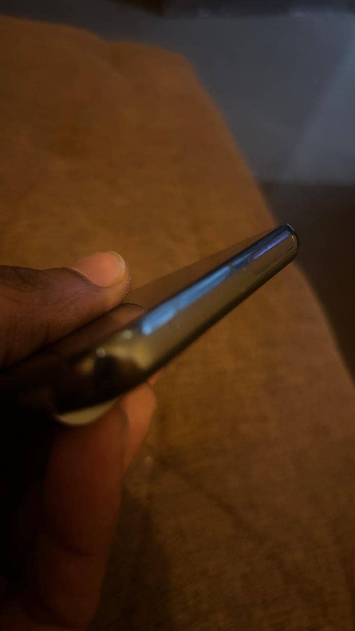 Google Pixel 8 Pro 6