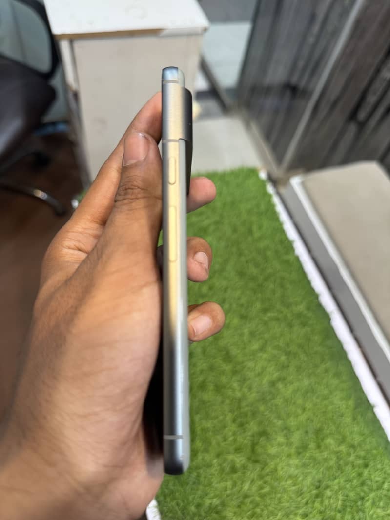 Google Pixel 8 1