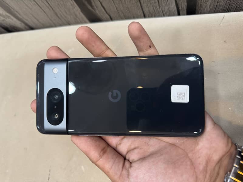 Google Pixel 8 7