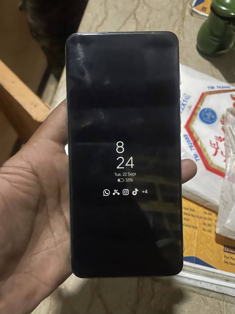 One Plus 8T 0