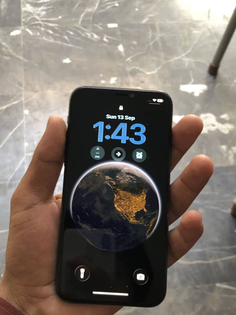 Apple iPhone 11 Pro 0