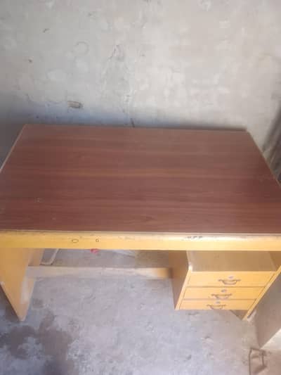 Office table for sale