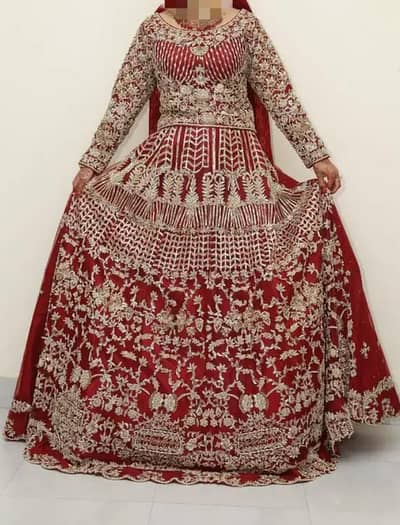 Red Colour Lehanga for sale One Time use Bilkul new ha urgent sale