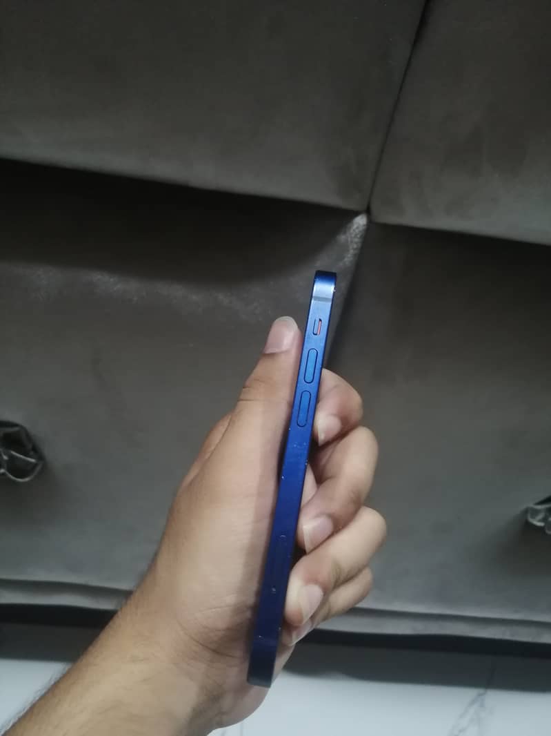 Apple iPhone 12 mini 5
