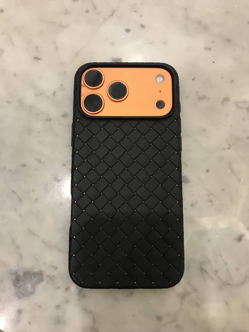 Apple iPhone 17 Pro Max 3