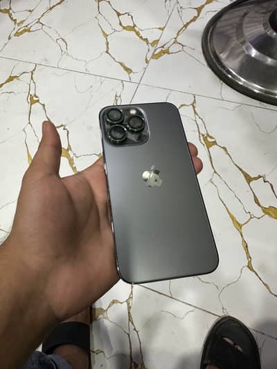 Apple iPhone 13 Pro