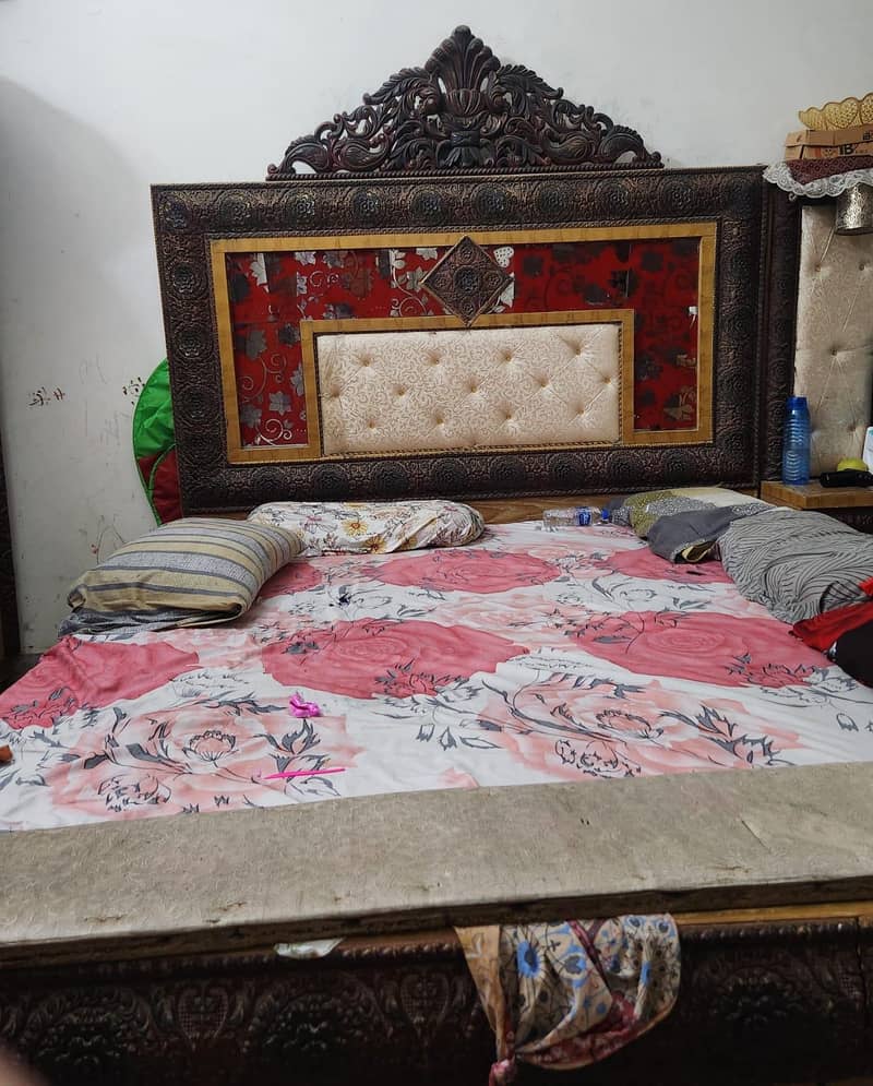 bedroom set 0