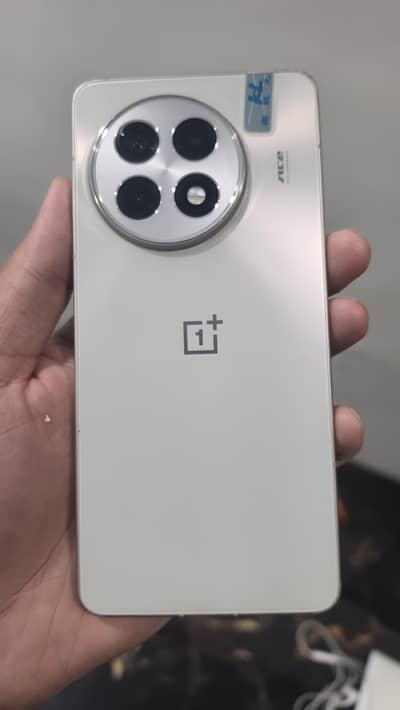 One Plus 13R