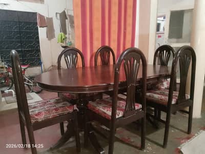 Dinning table with 6 chairs