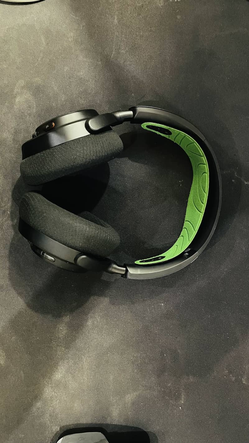 SteelSeries Arctis Nova 7X 4