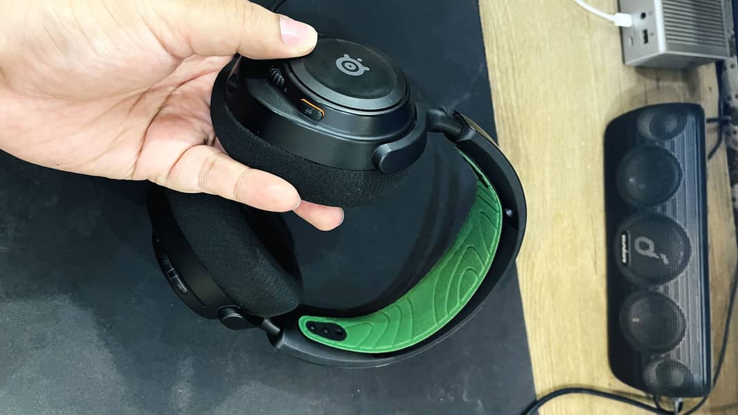 SteelSeries Arctis Nova 7X 6