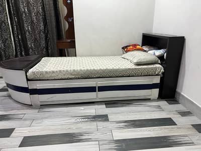 Single Bed