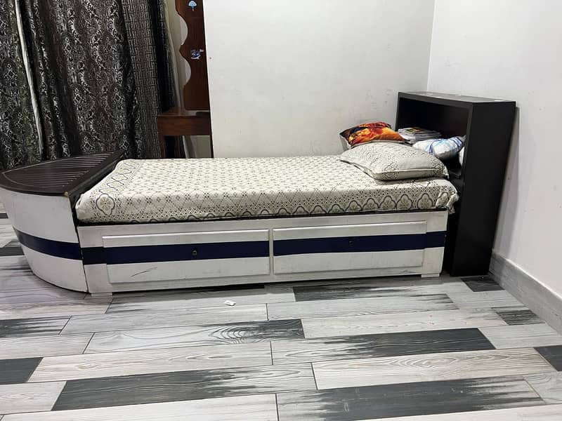 Single Bed 0