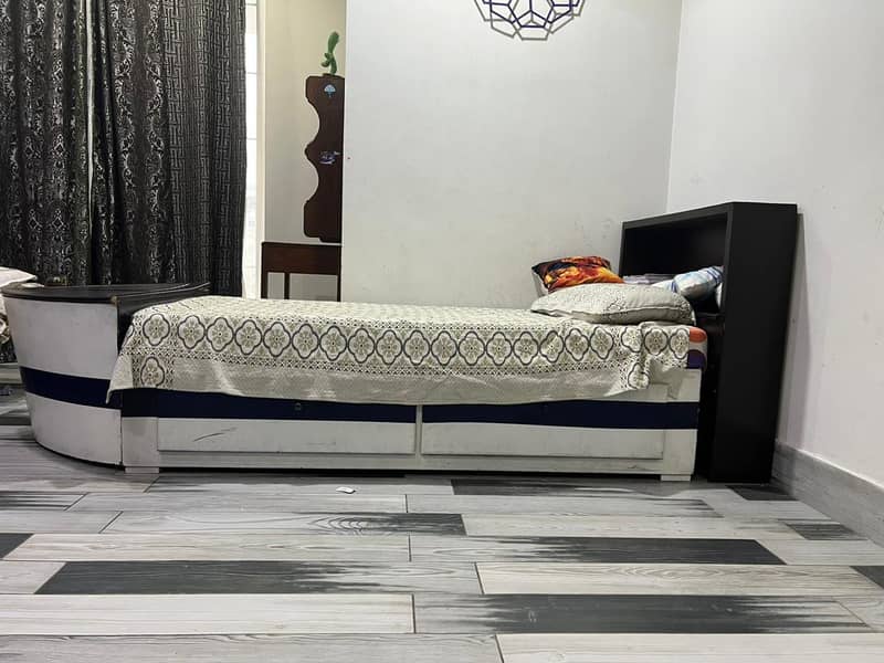 Single Bed 2