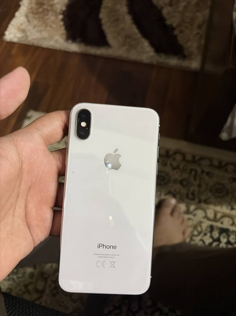 Apple iPhone X 5