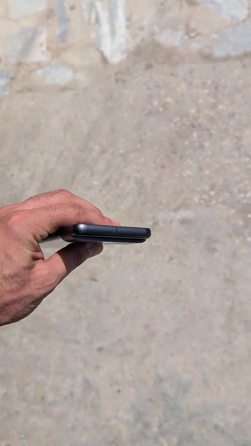 Google Pixel 8 2
