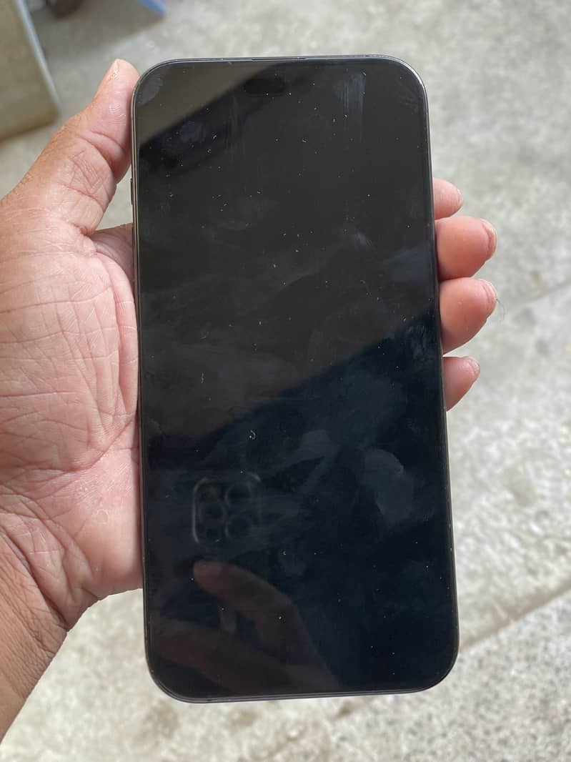 Apple iPhone 16 Pro Max 2