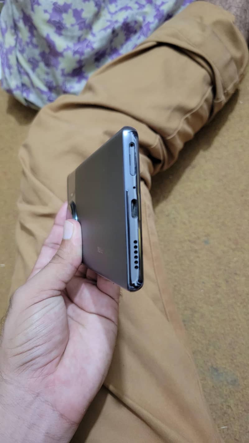 Tecno Spark 20 Pro Plus 2
