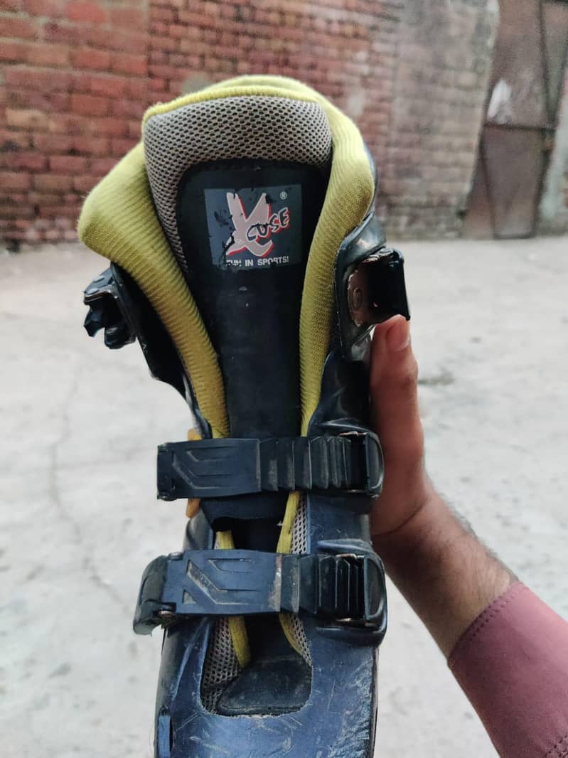 roller skates 1