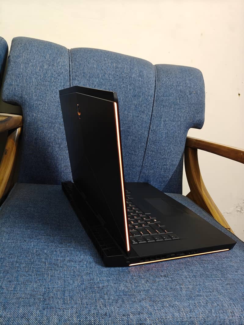 Alienware Gaming laptop 11