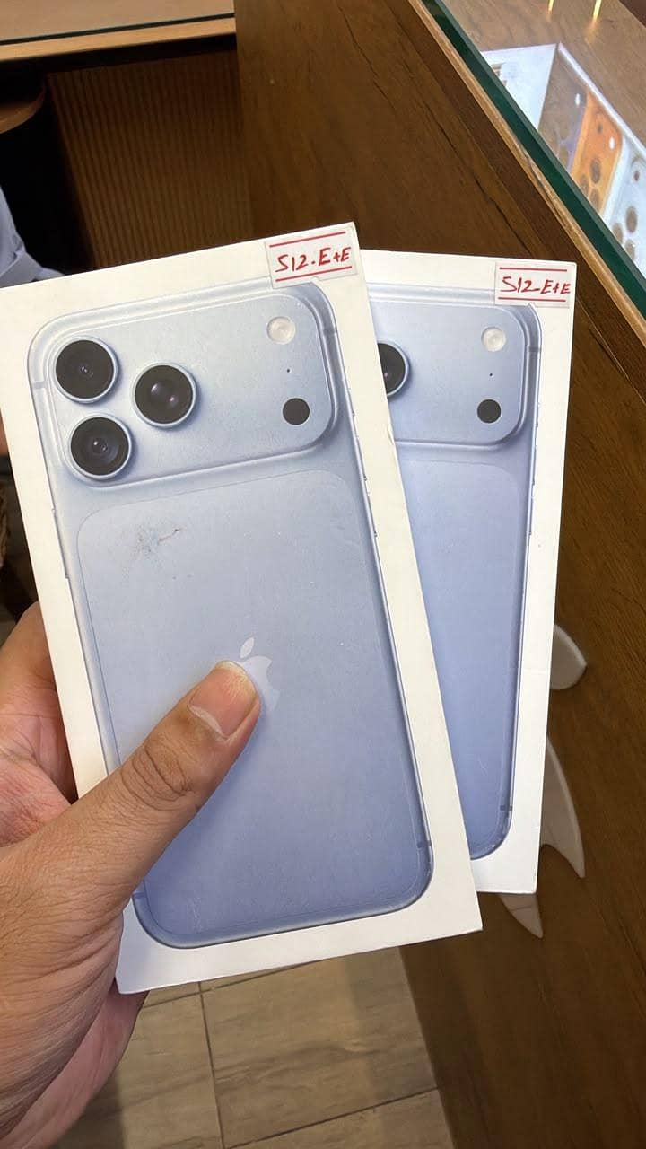 Apple iPhone 18 Pro Max 1
