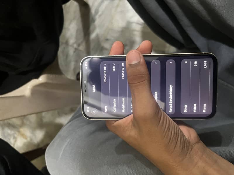 Apple iPhone 12 Pro 3