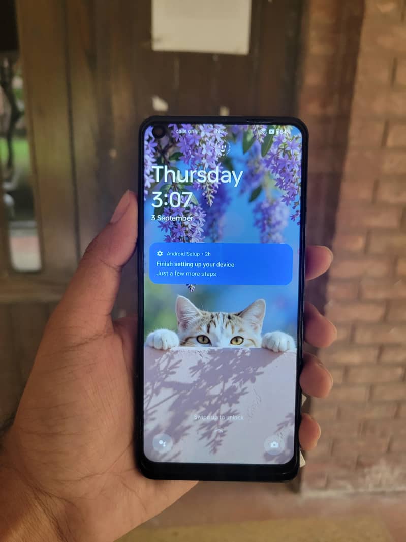 One Plus 9 Pro (8/128) 7