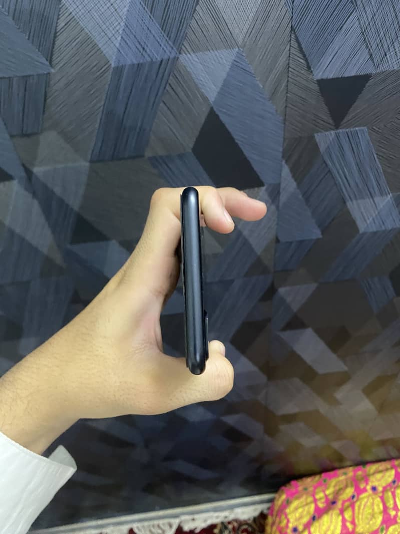 Apple iPhone 7 Plus 5