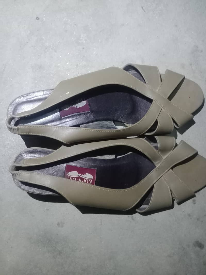 sandals heels 3