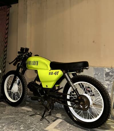 Cafe racer
