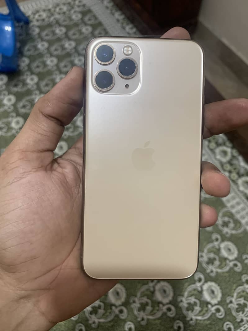 Apple iPhone 11 Pro 1
