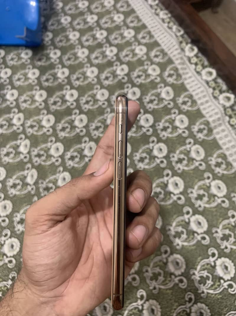 Apple iPhone 11 Pro 5
