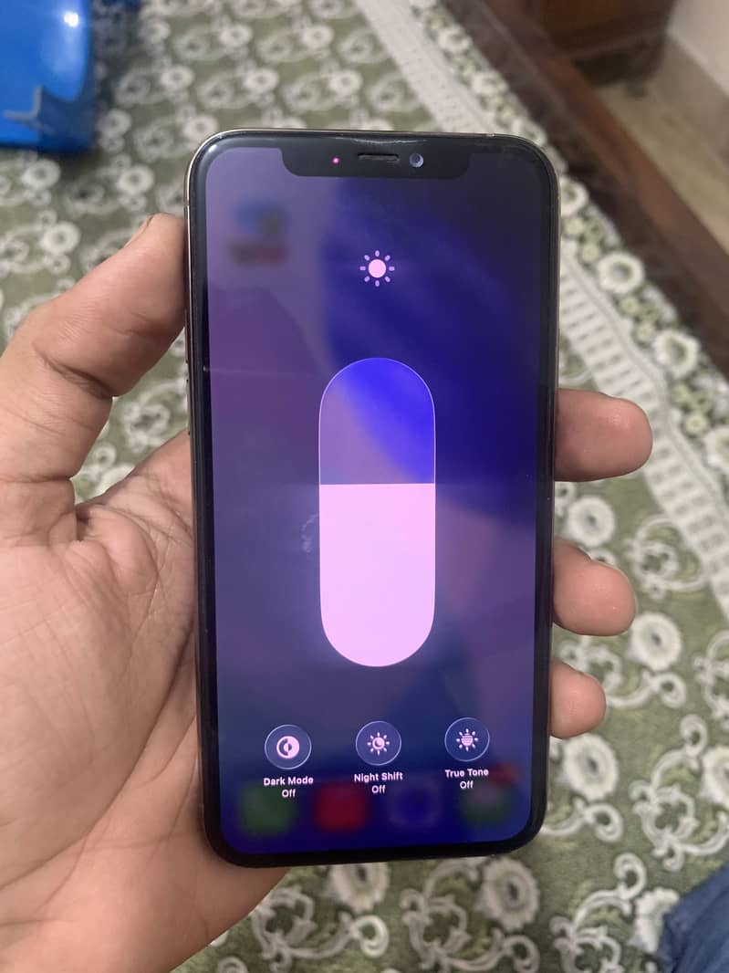 Apple iPhone 11 Pro 6