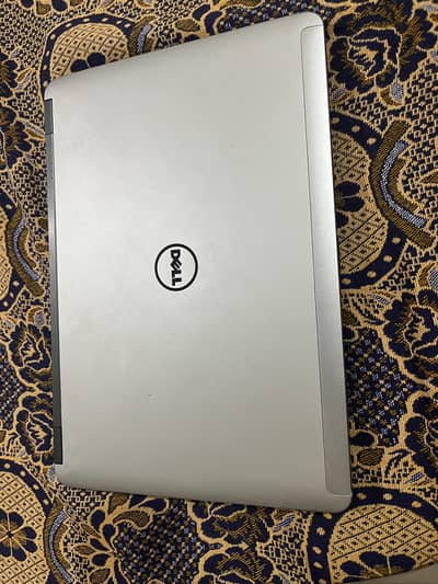 Cor i5 4th generation 4GB Ram 410GB hard disk