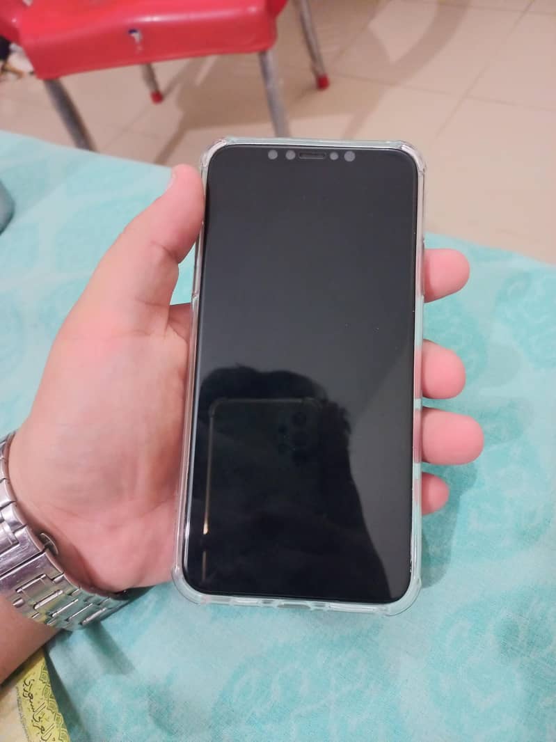 Apple iPhone 11 Pro Max 1