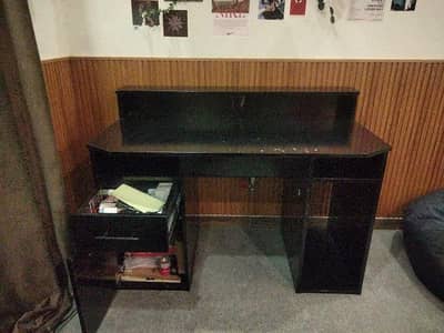 Study Table & Chair Set – Good Condition