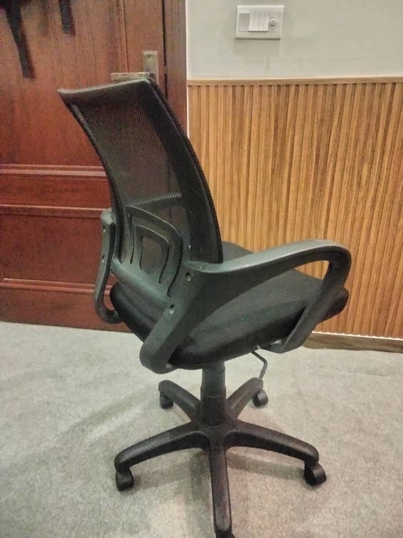Study Table & Chair Set – Good Condition 4